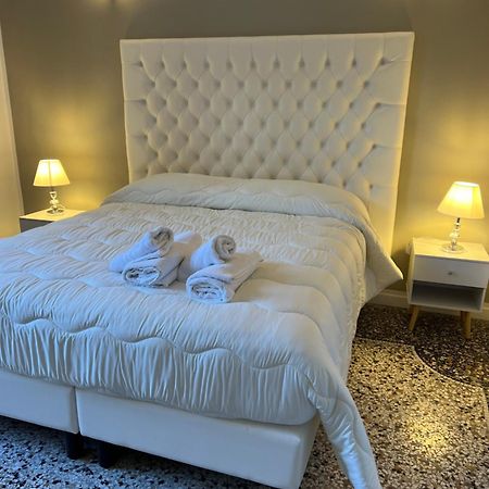 Luxury Room Anelli Center Of Roma 外观 照片