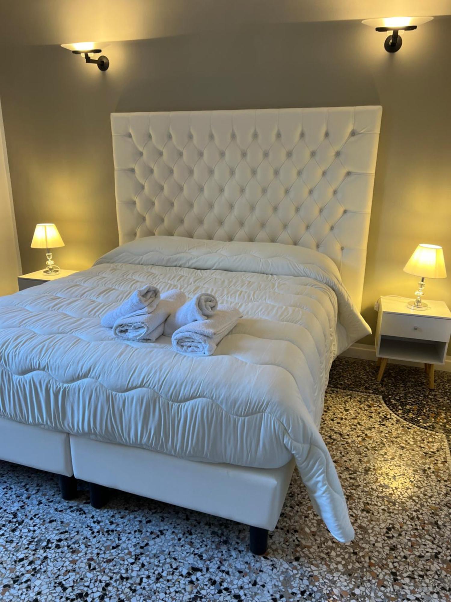 Luxury Room Anelli Center Of Roma 外观 照片